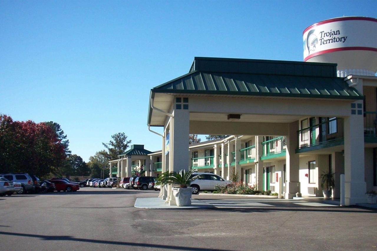 Hotel Baymont By Wyndham Troy Exterior foto